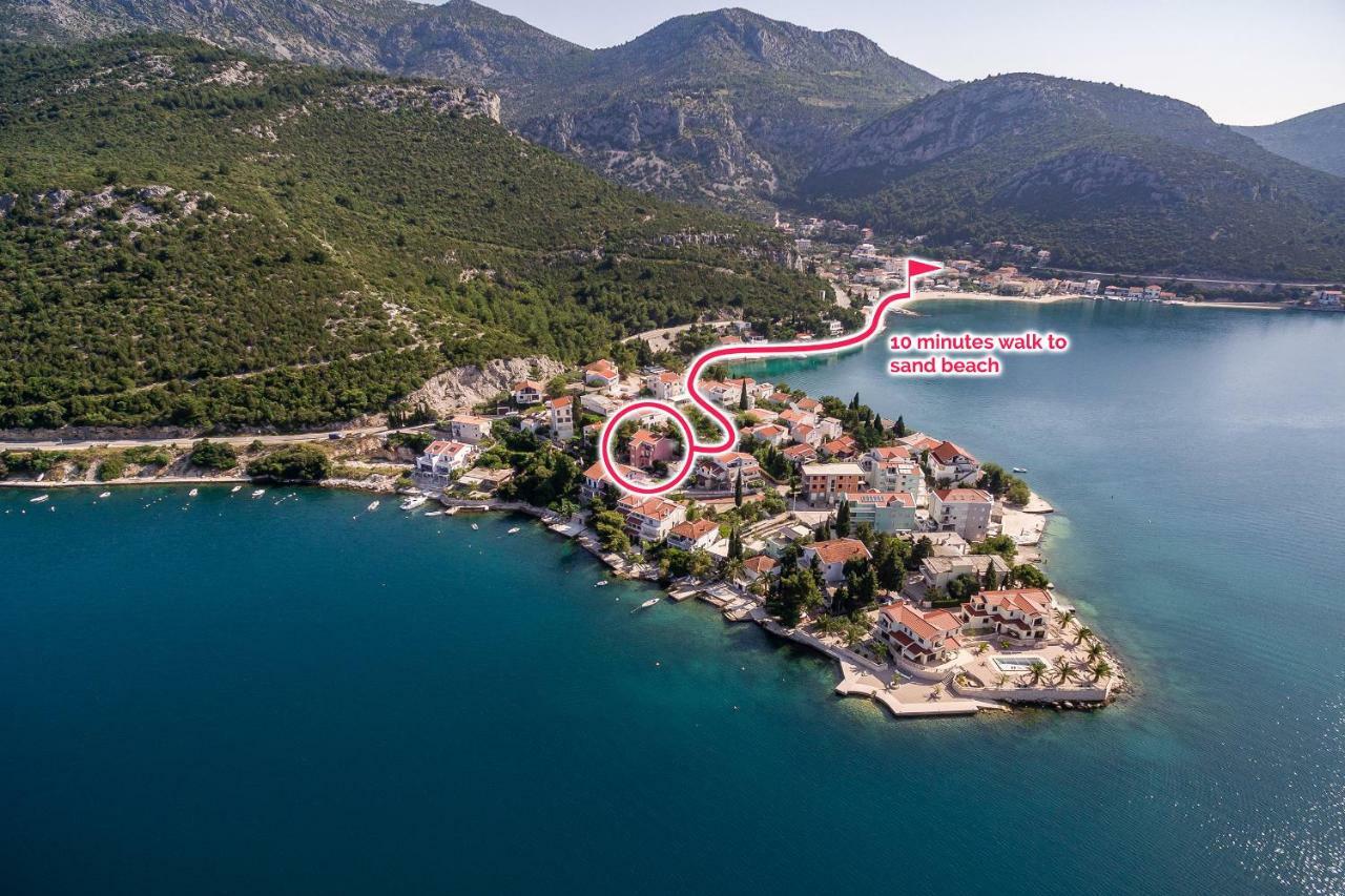 Apartmani Marina クレック エクステリア 写真