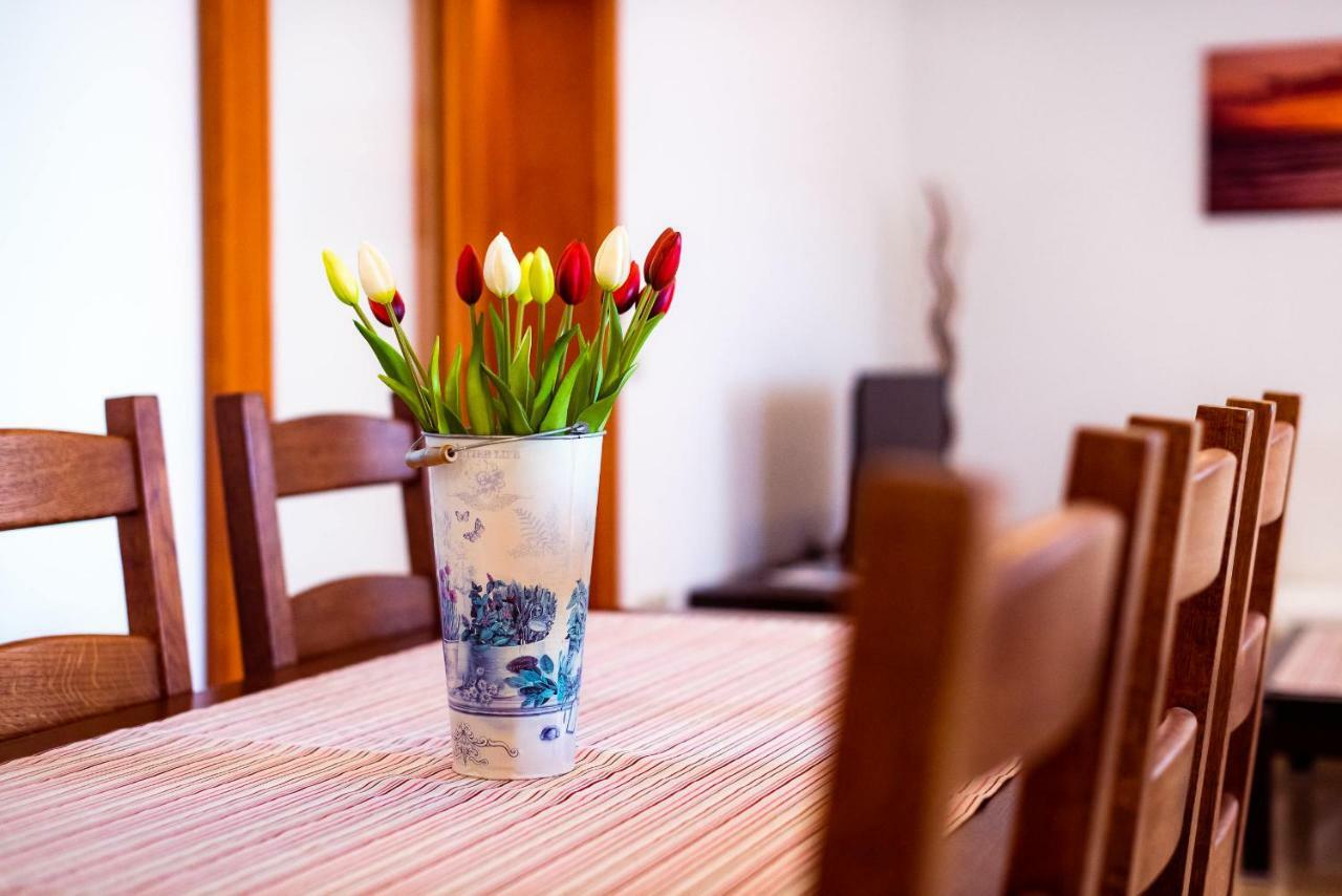 Apartmani Marina クレック エクステリア 写真