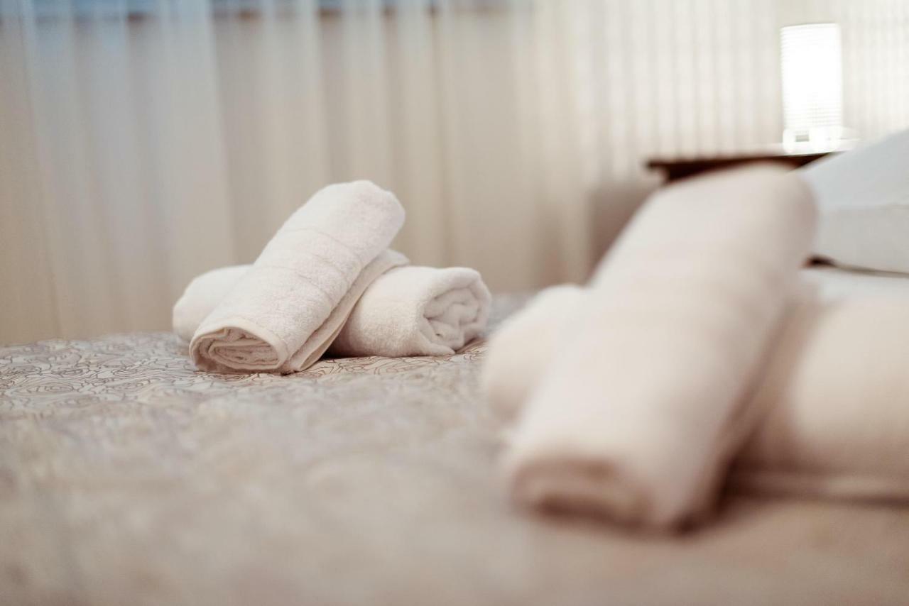 Apartmani Marina クレック エクステリア 写真